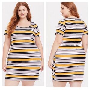 Torrid NEW 11957121 Black Yellow White Stripe Short Sleeve Ribbed T-Shirt Dress